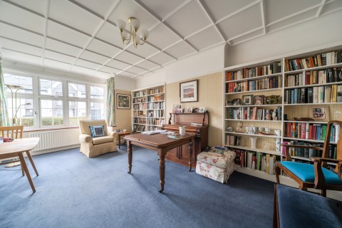 Click the photo for more details of Molember Road, East Molesey, Surrey