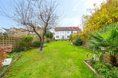 Click the photo for more details of Loseberry Road, Claygate, KT10