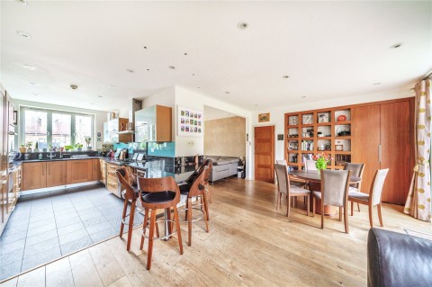 Click the photo for more details of Loseberry Road, Claygate, KT10