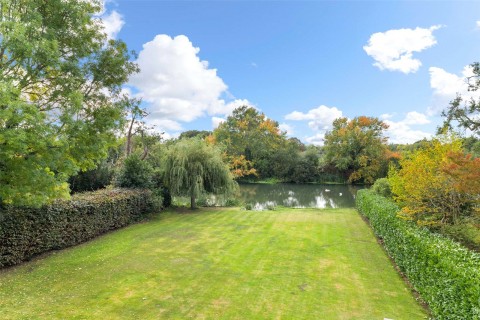 Click the photo for more details of Pelhams Walk, Esher, Surrey