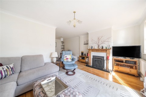 Click the photo for more details of Sandown Gate, Esher, KT10