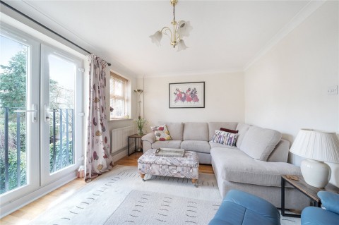 Click the photo for more details of Sandown Gate, Esher, KT10