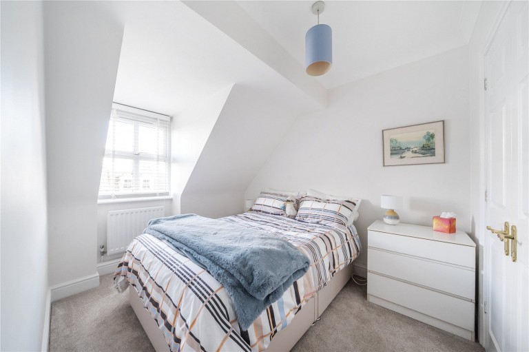 Images for Sandown Gate, Esher, Surrey