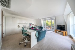 Images for Cheltonian Place, Esher, Surrey
