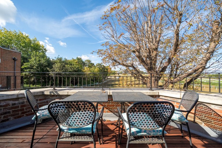 Images for Cheltonian Place, Esher, Surrey