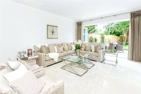 Click the photo for more details of Milbourne Lane, Esher, KT10