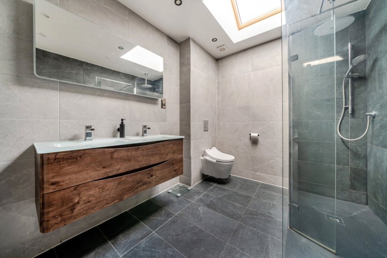 Images for Raymond Way, Claygate, Surrey