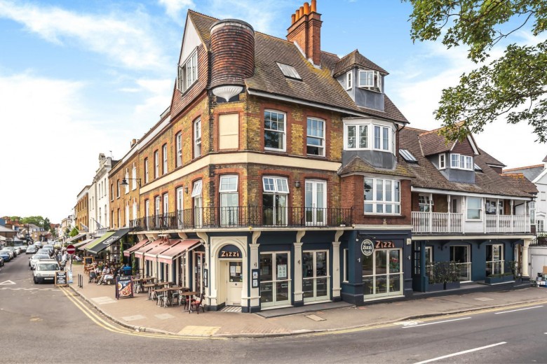 Click the photo for more details of Bridge Road, East Molesey, Surrey