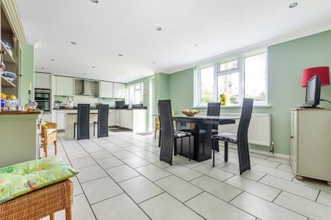 Click the photo for more details of Walton Park Lane, Walton-On-Thames, KT12