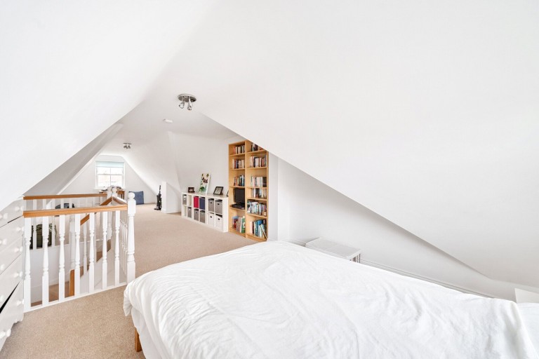 Images for Pemberton Road, East Molesey, Surrey