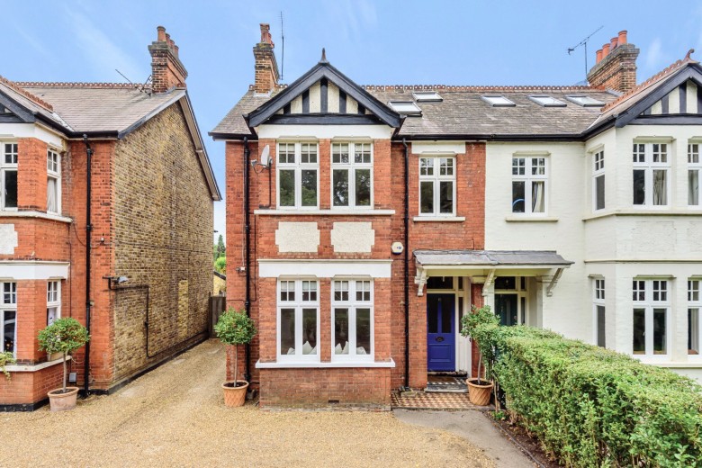 Click the photo for more details of Station Road, Esher, KT10
