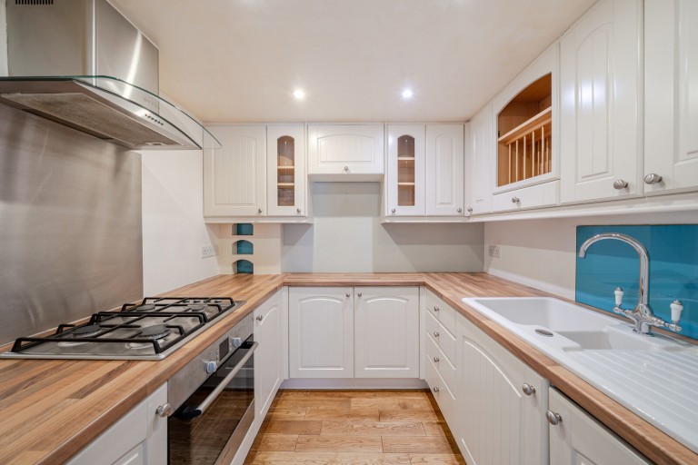 Images for Canterbury Mews, Oxshott, Surrey