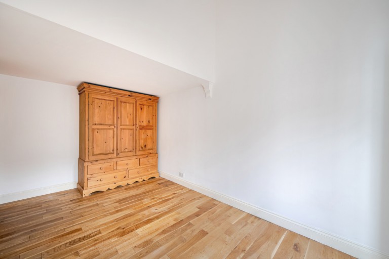 Images for Canterbury Mews, Oxshott, Surrey