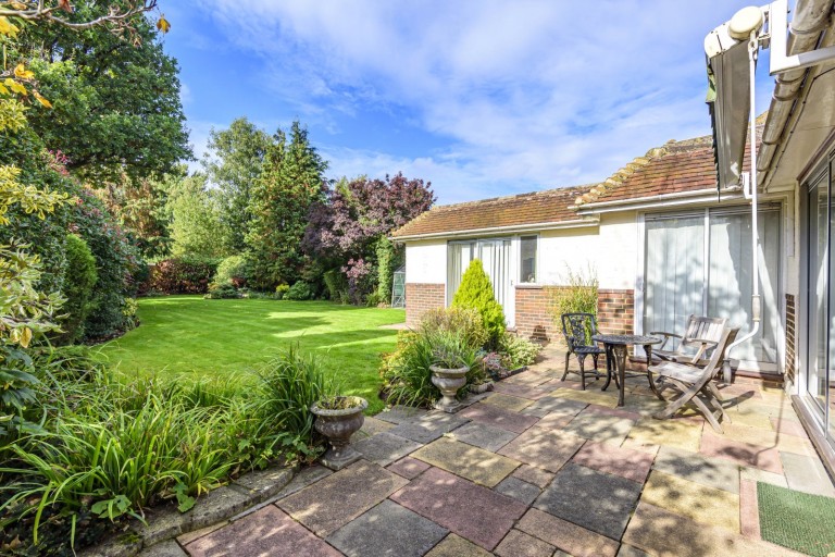 Images for Greenways, Esher, KT10