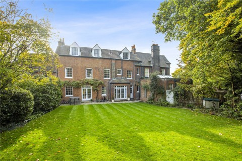 Click the photo for more details of Lammas Lane, Esher, KT10