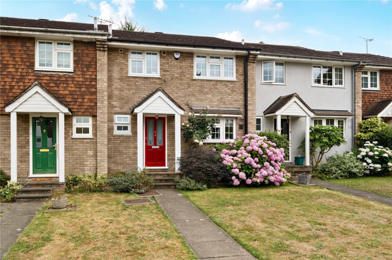 Click the photo for more details of Milbourne Lane, Esher, Surrey