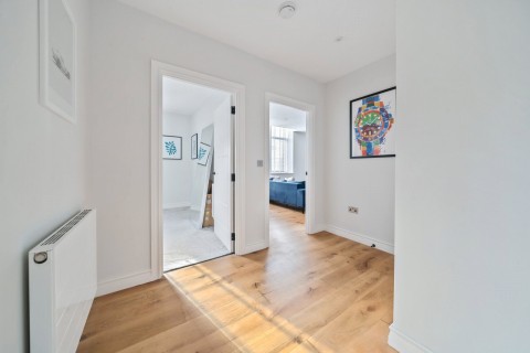 Click the photo for more details of Littleworth Road, Esher, KT10