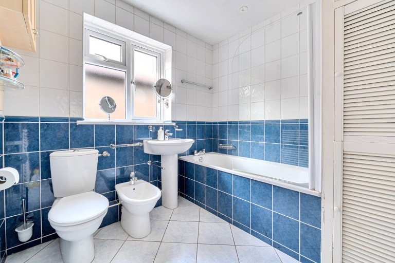 Images for Southmont Road, Esher, Surrey