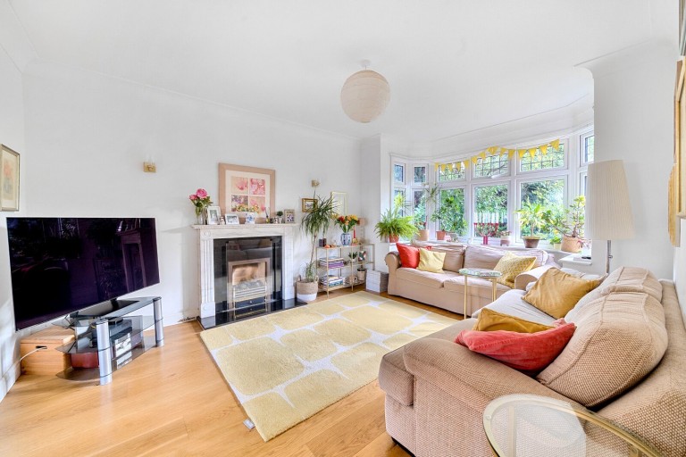Images for Southmont Road, Esher, Surrey