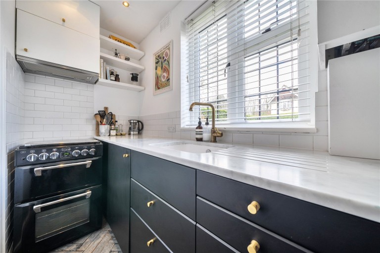 Images for Speer Road, Thames Ditton, Surrey