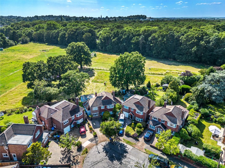 Images for Harefield, Esher, Surrey