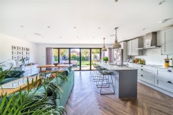 Images for Glenavon Close, Claygate, Esher, KT10
