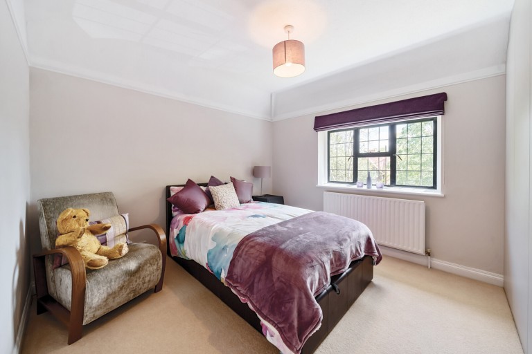 Images for Lammas Lane, Esher, Surrey