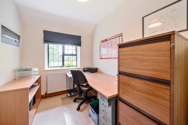 Images for Lammas Lane, Esher, Surrey