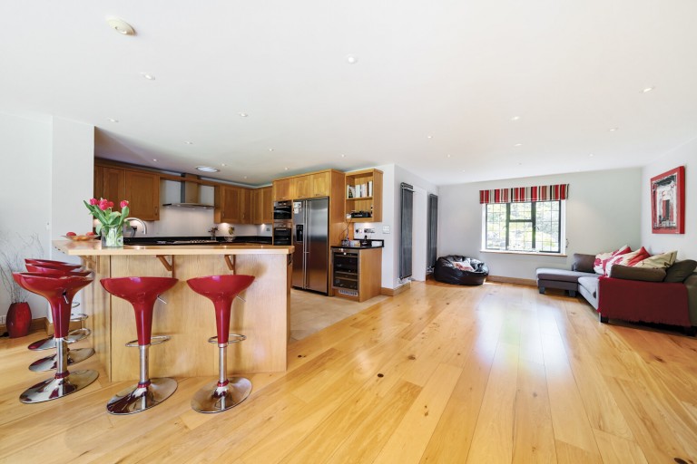 Images for Lammas Lane, Esher, Surrey