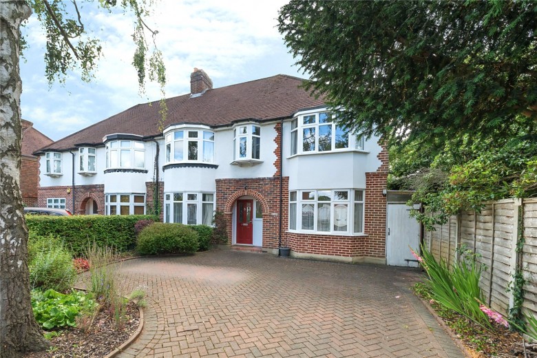 Click the photo for more details of Eastmont Road, Esher, KT10