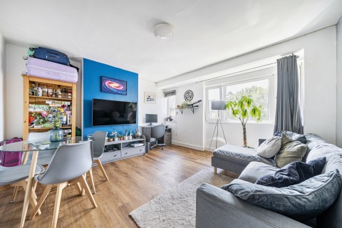 Click the photo for more details of South Bank, Surbiton, KT6