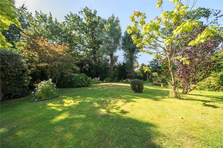 Images for Vincent Close, Esher, Surrey