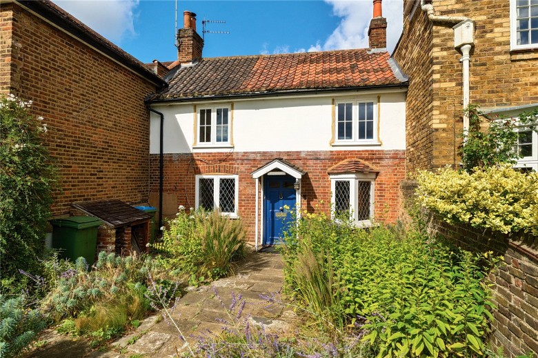 Click the photo for more details of Giggs Hill Road, Thames Ditton, KT7