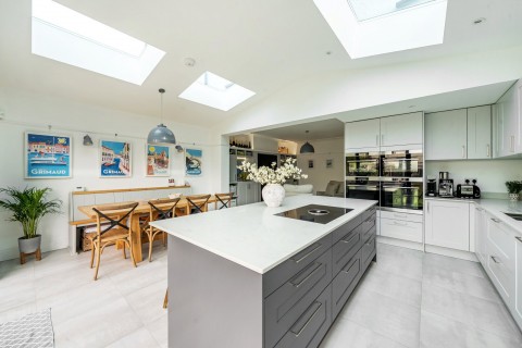 Click the photo for more details of Lime Tree Avenue, Esher, Surrey