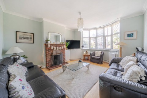 Click the photo for more details of Lynwood Road, Thames Ditton, Surrey