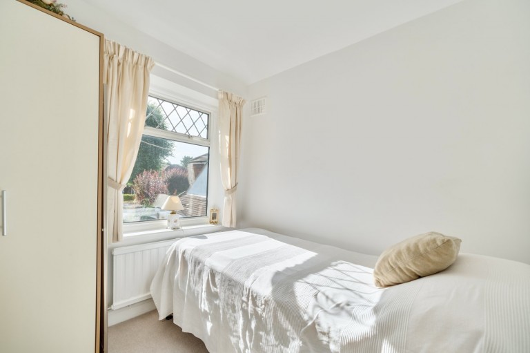 Images for Ember Gardens, Thames Ditton, Surrey