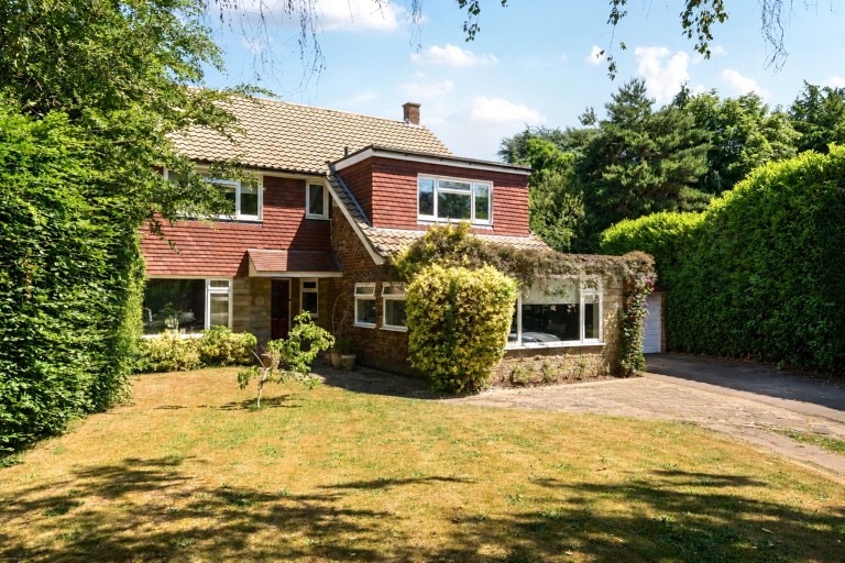Images for Neville Close, Esher, Surrey