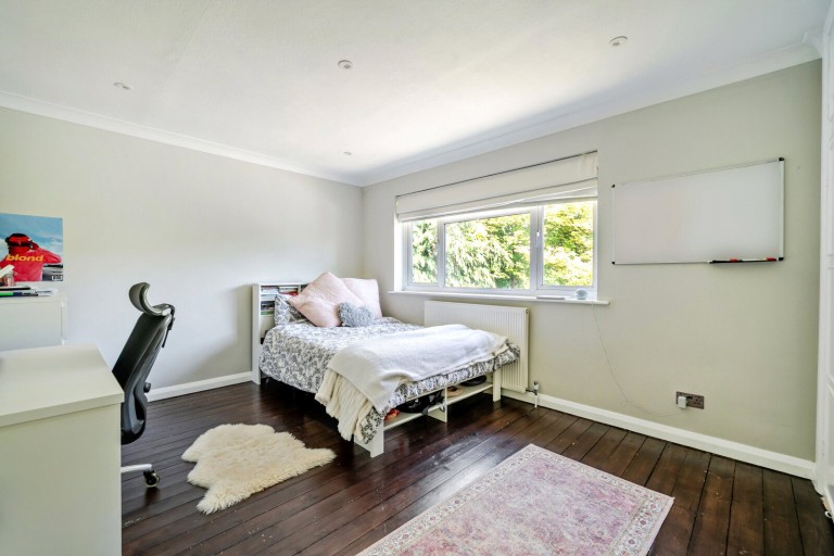 Images for Neville Close, Esher, Surrey