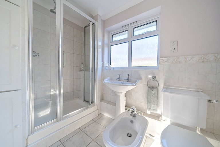 Images for Gainsborough Close, Esher, Surrey