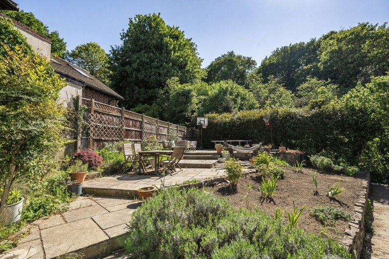 Images for Hinchley Close, Hinchley Wood, Surrey