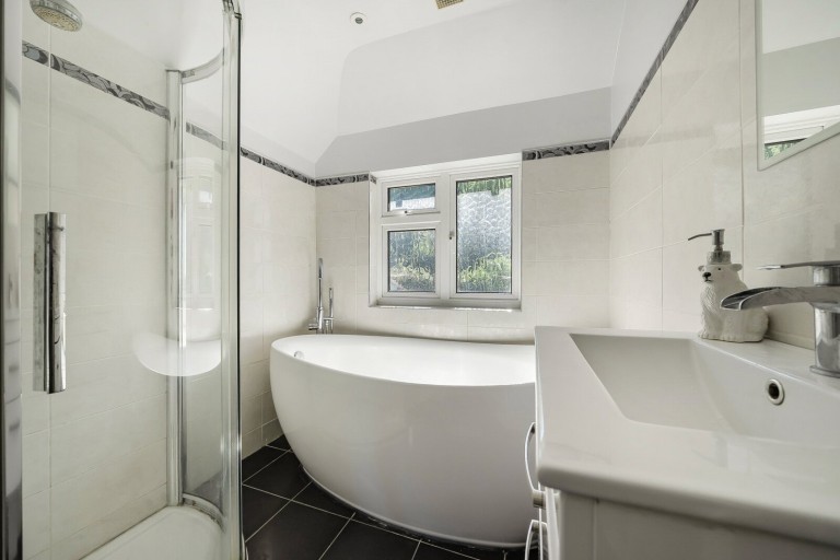 Images for Hinchley Close, Hinchley Wood, Surrey