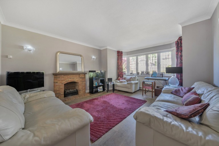 Images for Hinchley Close, Hinchley Wood, Surrey