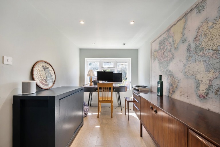 Images for Hinchley Close, Hinchley Wood, Surrey