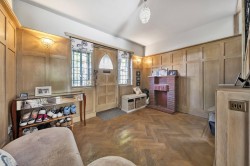 Images for Hinchley Close, Hinchley Wood, Surrey