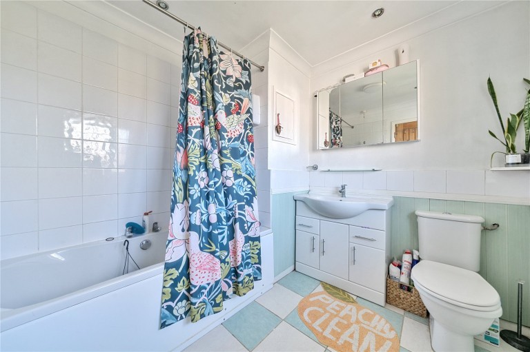 Images for Hill Rise, Esher, Surrey
