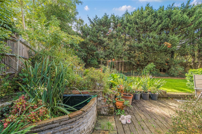 Images for Hill Rise, Esher, Surrey