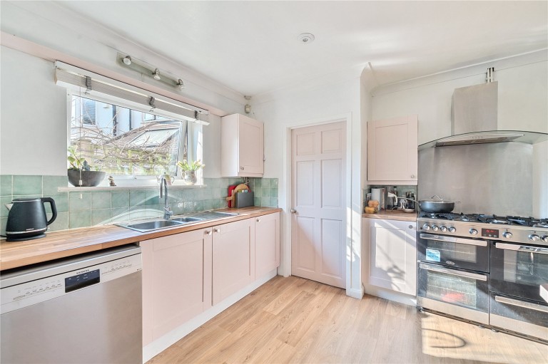 Images for Hill Rise, Esher, Surrey