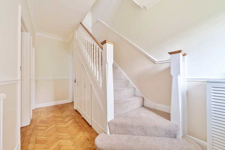 Images for Medina Avenue, Esher, Surrey