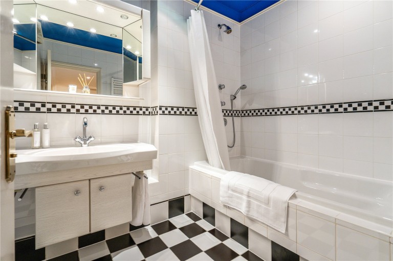 Images for Stokesheath Road, Oxshott, Surrey