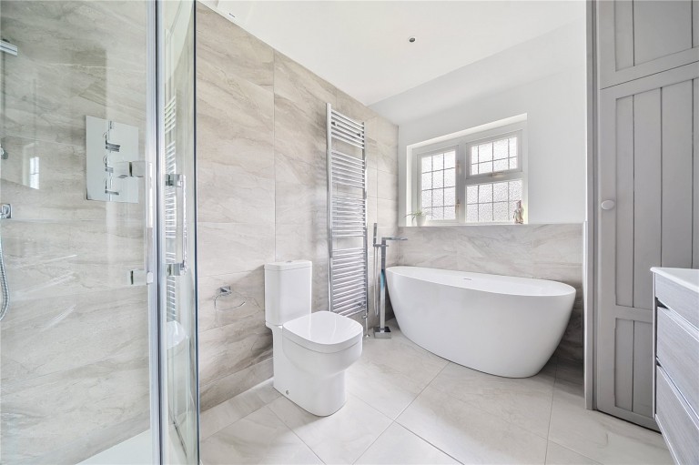 Images for Ember Gardens, Thames Ditton, Surrey